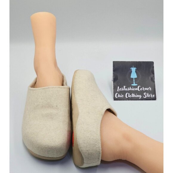 FitFlop Women's Beige  Wool Felt Shuv Clogs Beige Slip-On Mules Size 9 2693 - Picture 11 of 16